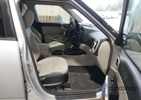 2020 Kia Soul Lx z USA, uszkodzony, nr VIN KNDJ23AU7L7116843